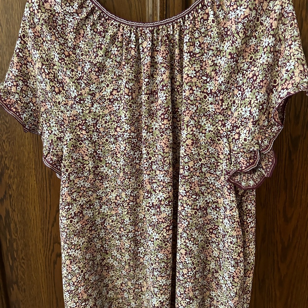 Max Studio Women’s shirt, floral multi with ruffle sleeves and tie neck, 1X - Picture 4 of 6